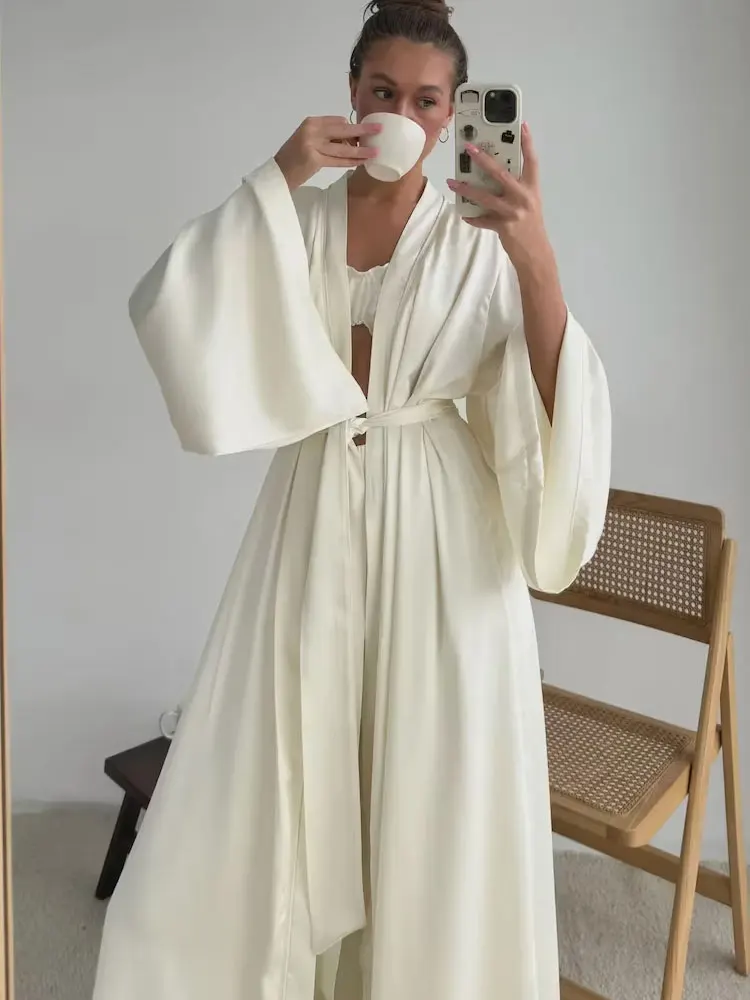 

Cream Satin Kimono Robe Elegant Maxi Lounge Wrap Luxury Bridal Getting Ready Gown with Wide Sleeves Floor-Length Women's Kimonos