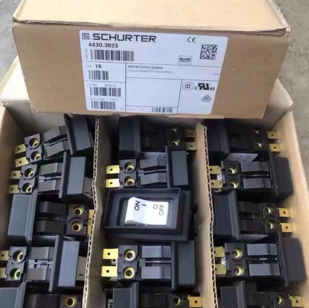 new TA45-ABDWT200C0-AZM03 4 Pin Circuit Breaker Switch 20A 1pcs