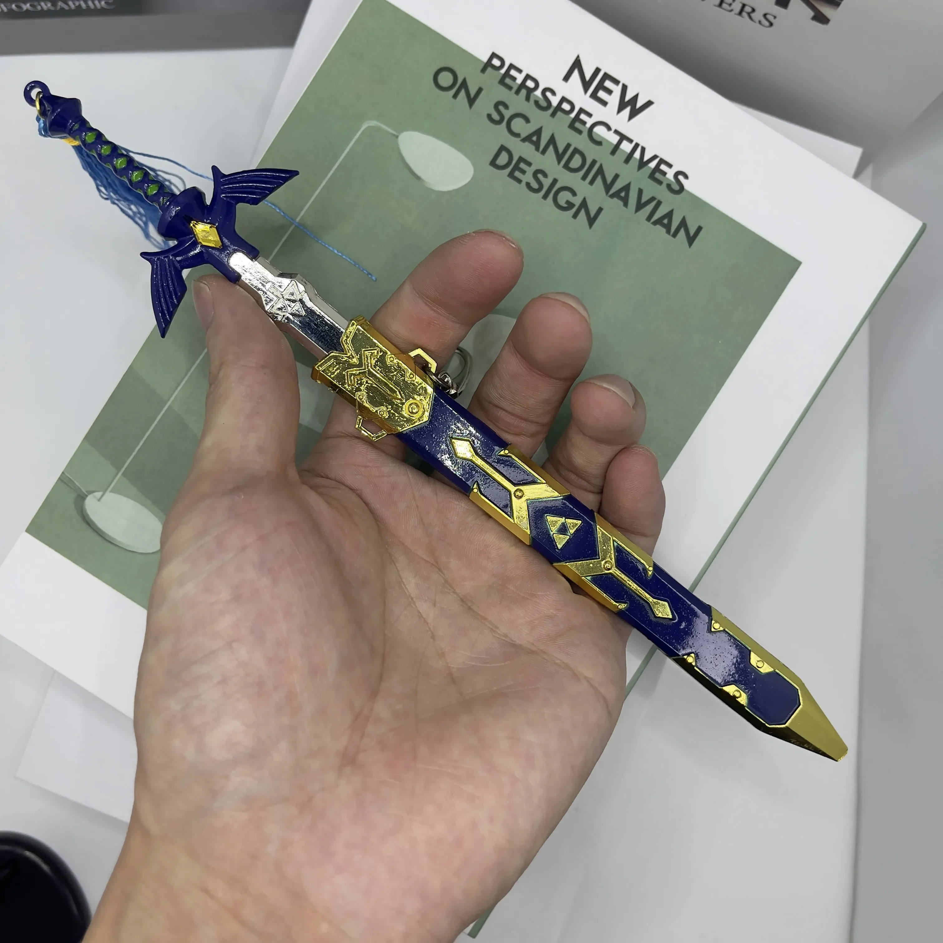 合金製マスターソード&マスターソード台座 ゼルダの伝説 マスターソード ディスプレイ台座、ブレス オブ ザ