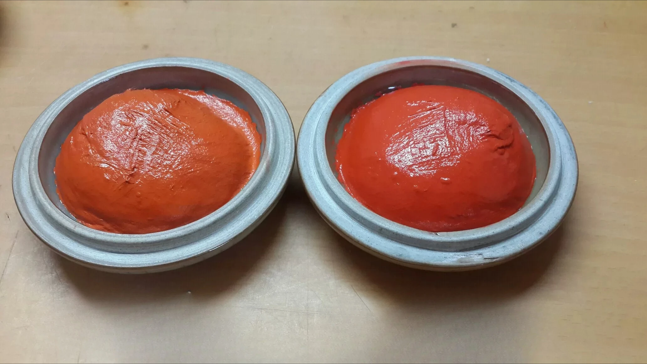 Five colors of hand-mashed printing mud, five taels (160g), Longquan kiln printing mud box