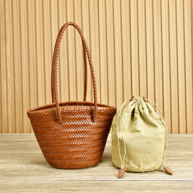 Head Layer cowhide Braided One Shoulder bucket Bag Vintage leather Handmade Vegetable Basket Bag Travel Beach Tote Bag