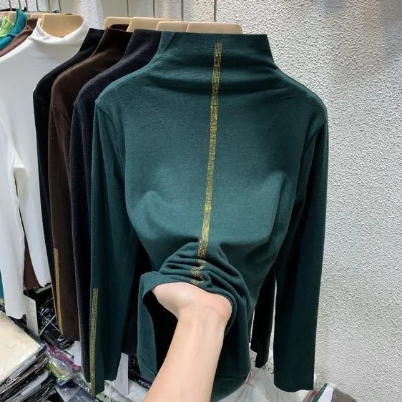 

Осенне-зимняя нижняя рубашка с полуводолазкой и бархатом и утолщенным пуловером со стразами, повседневный и элегантный женский топ