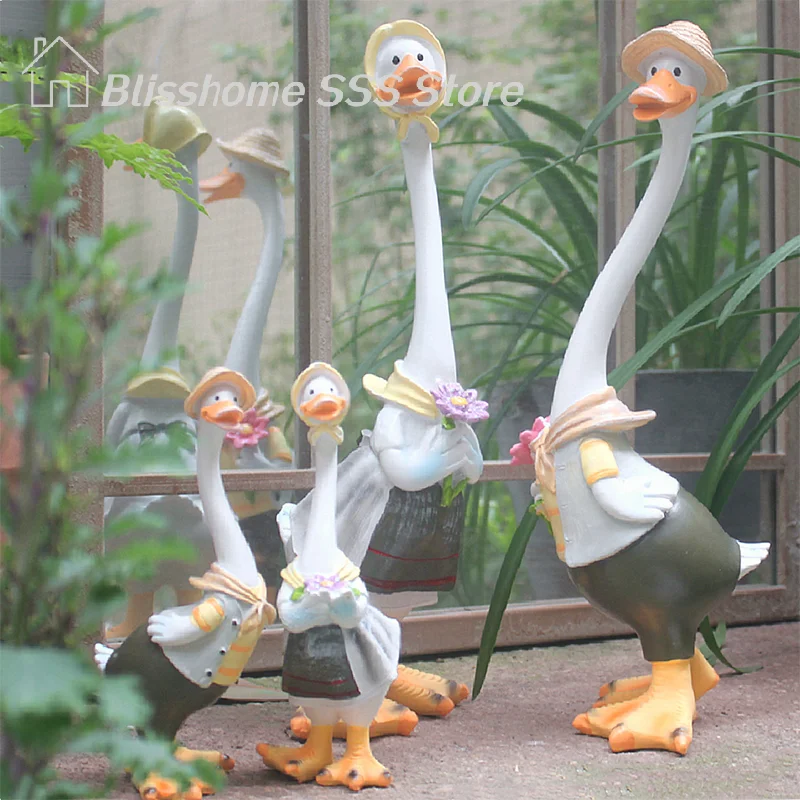 【S】Garden Statue Resin Duck Craft Figurines Duck Family Member Courtyard Ornaments Artwork Animal Sculptures Modern Home