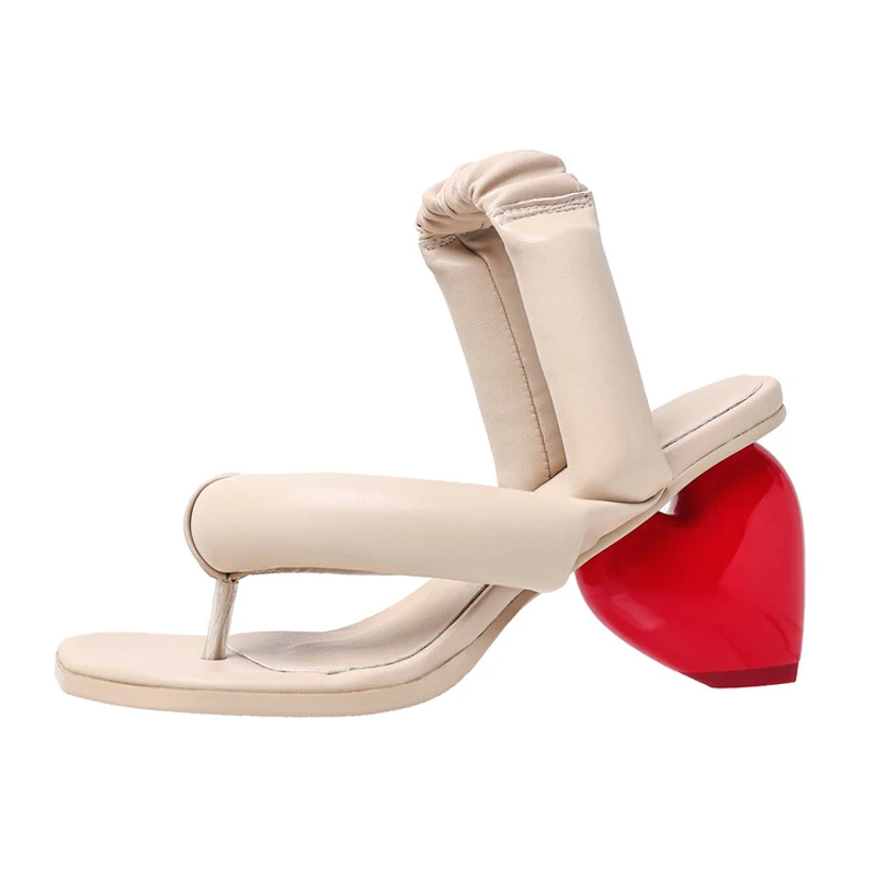 Trendy Women Unique Heart Shape Heels Clip Toe Dress Shoes Office Lady Sexy Soft Puffy Straps Sandals Custom Logo