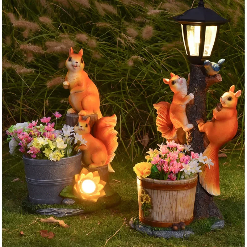 

Outdoor Simulation Flower Pot Resin Squirrel Garden Decoration Solar Lighting Lawn Lamp Courtyard Terrace Standing Ornaments