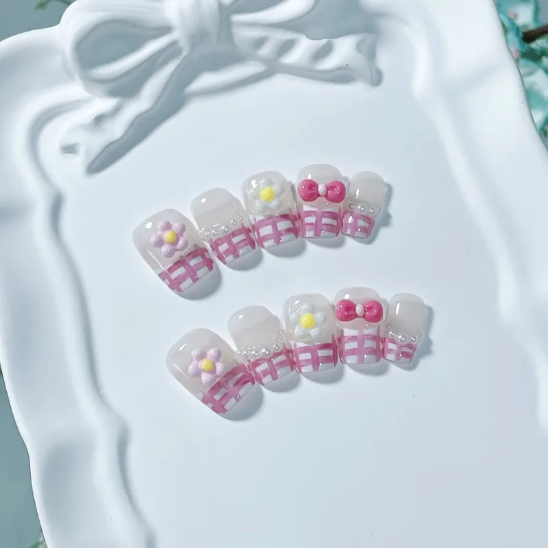 

10 Pieces Summer Cute Sweet Style Handmade Press On Nails Pink Plaid Bow Flower French False Nails Removable Reusable