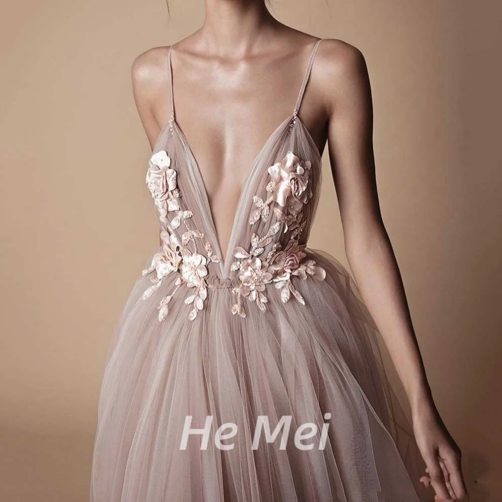 

Sexy Customized Deep V Neck Party Gowns Appliques A Line Prom Dresses Spaghetti Straps Tulle Backless Evening Dress فساتين سهرة