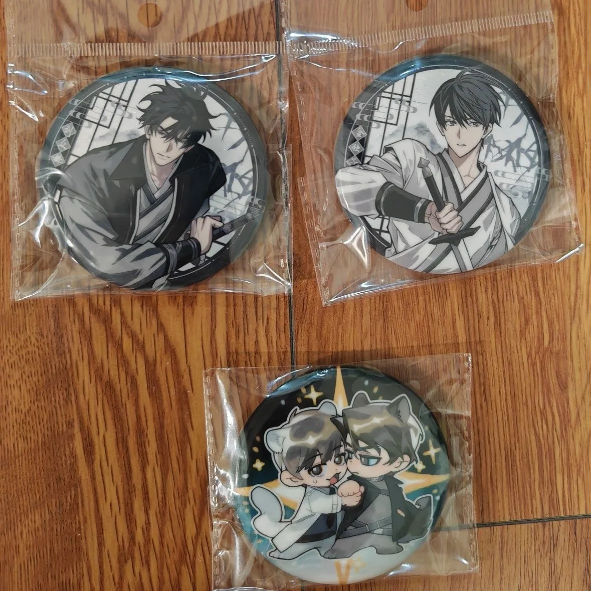 

From the perspective of omniscient readers, this 58mm self-made tinplate badge pendant and brooch are available