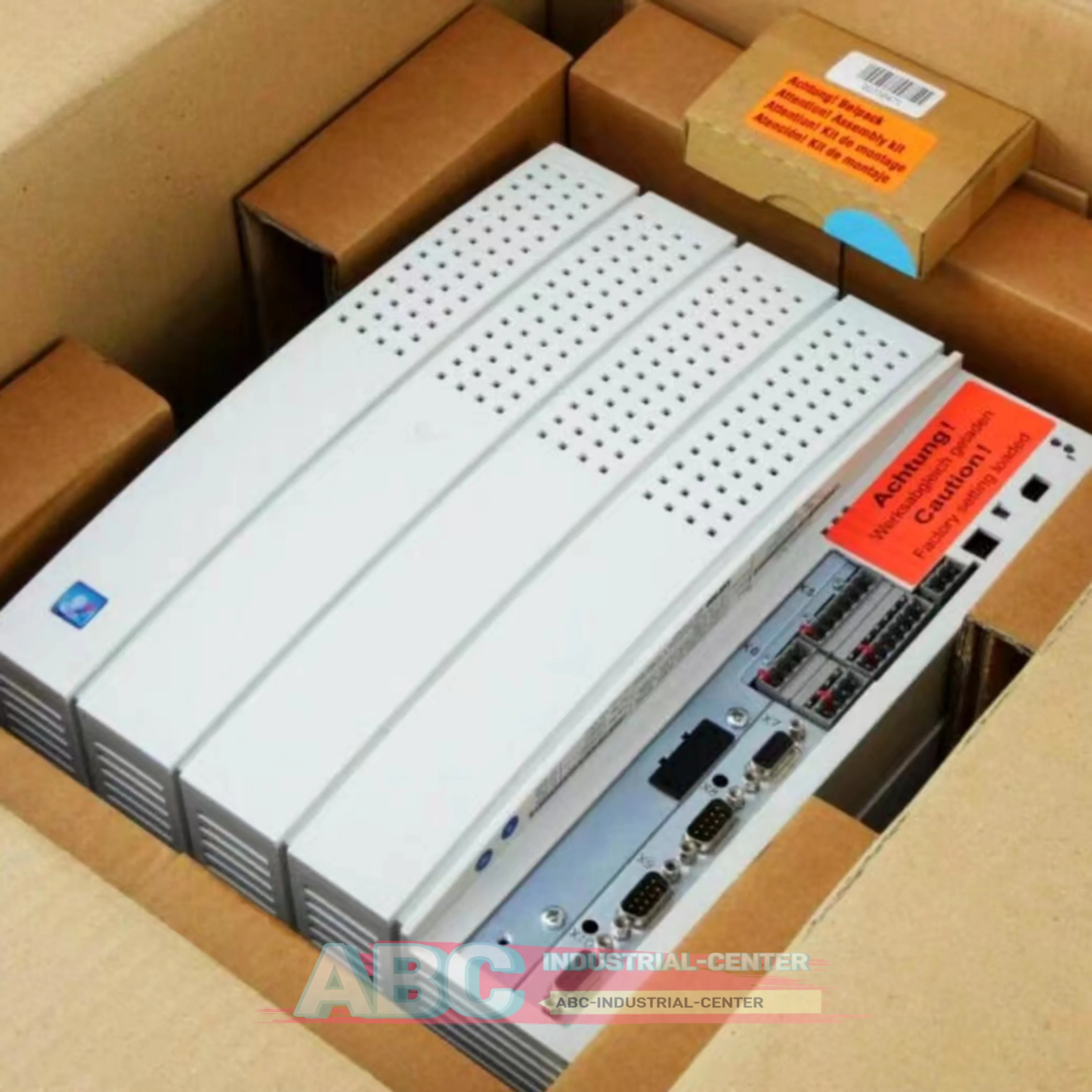 EVS9327-ESV004 新品 EVF9327-EVV004 周波数コンバータ EVS9327-EIV004