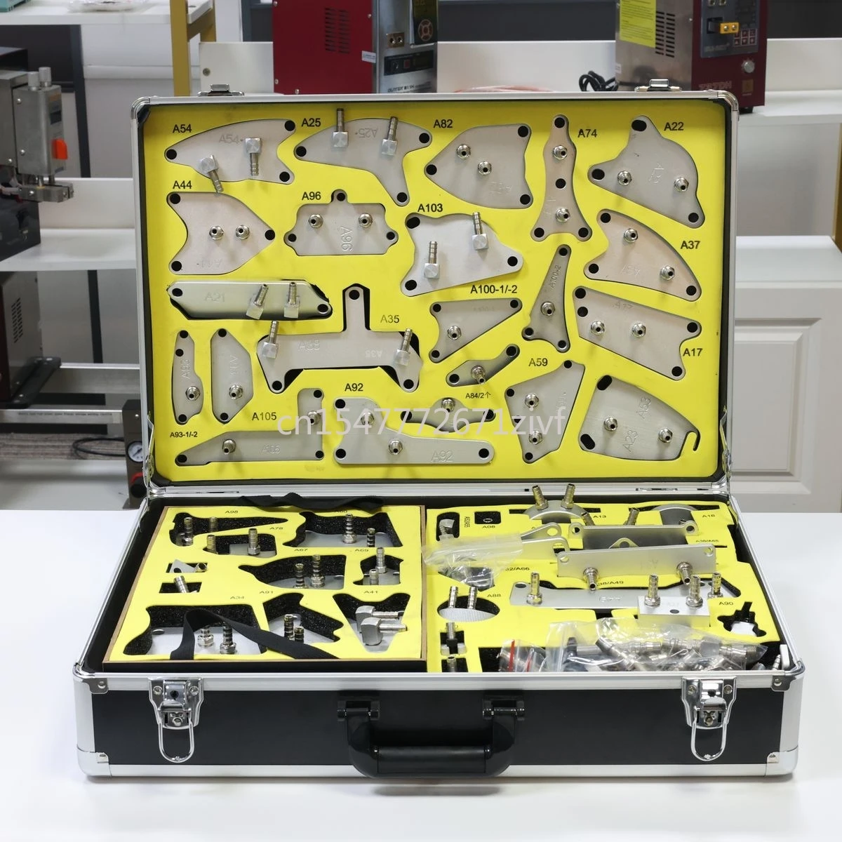 

Professional Automotive Transmission Oil Kit - 140 Pieces 98% Vehicle Adapters & 30 Bar Leak-Proof