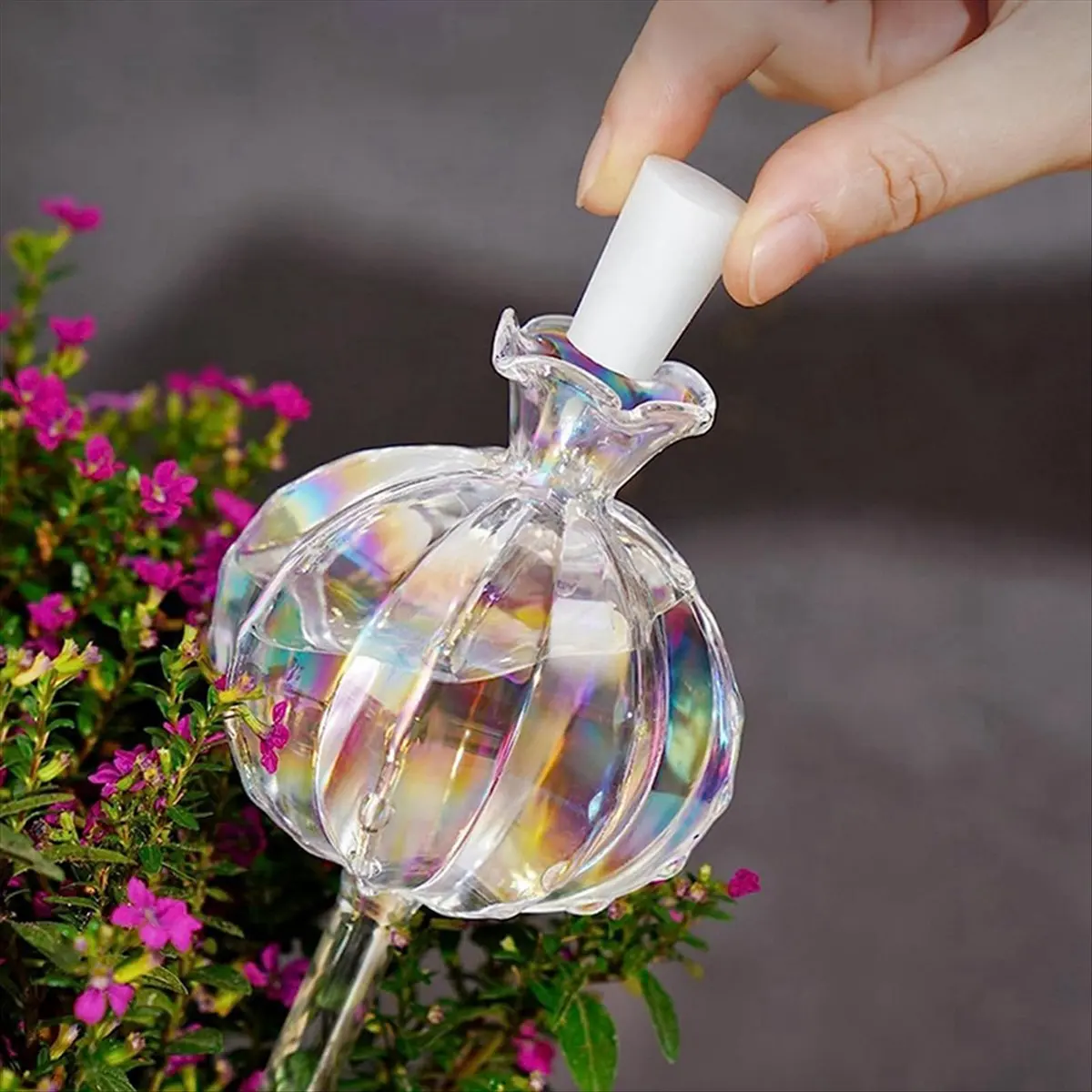 AT16 Glass Automatic Plant Watering Bulbs Shape Flower Plant Water Dripper Houseplant Device Drip Irrigation System