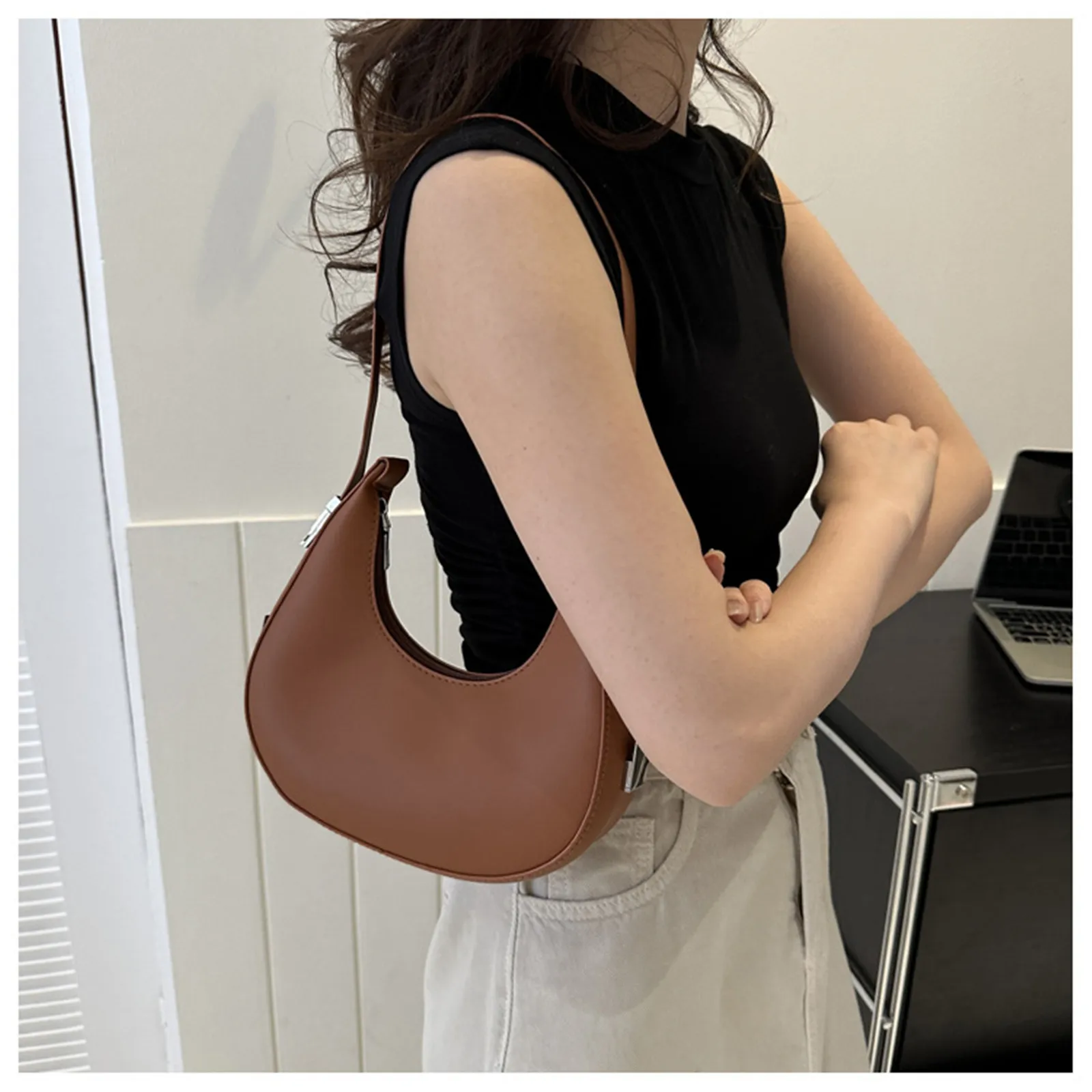 2023 New Commuter Handbag Retro Solid Color Temperament Dumpling Bag Simple One Shoulder Bag Casual Women Bags Autumn And Winter