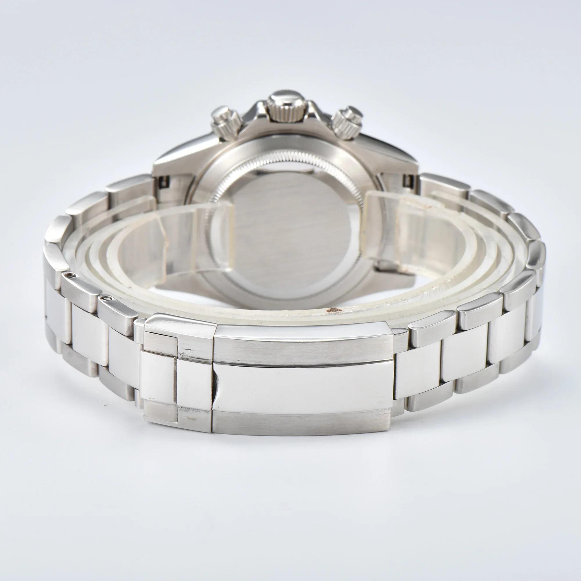 นาฬิกาควอตซ์ VK63 หรูหราสำหรับผู้ชาย ขนาด 39.3 มม. พร้อมขอบหน้าปัดประดับเพชรและหน้าปัดประดับคริสตัล สายสแตนเลสสตีล 316L สามารถสั่งทำโลโก้ได้