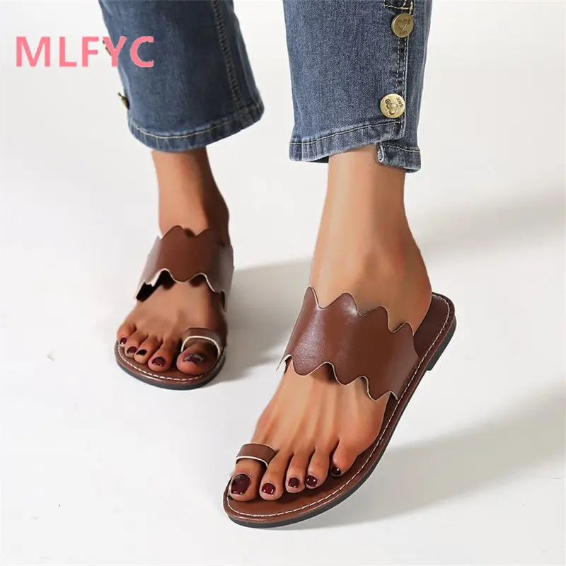 Sandals female  New Summer Versatile Sandals Women's Flat Sole ladies Sandals Slippers Casual Sandals Outside