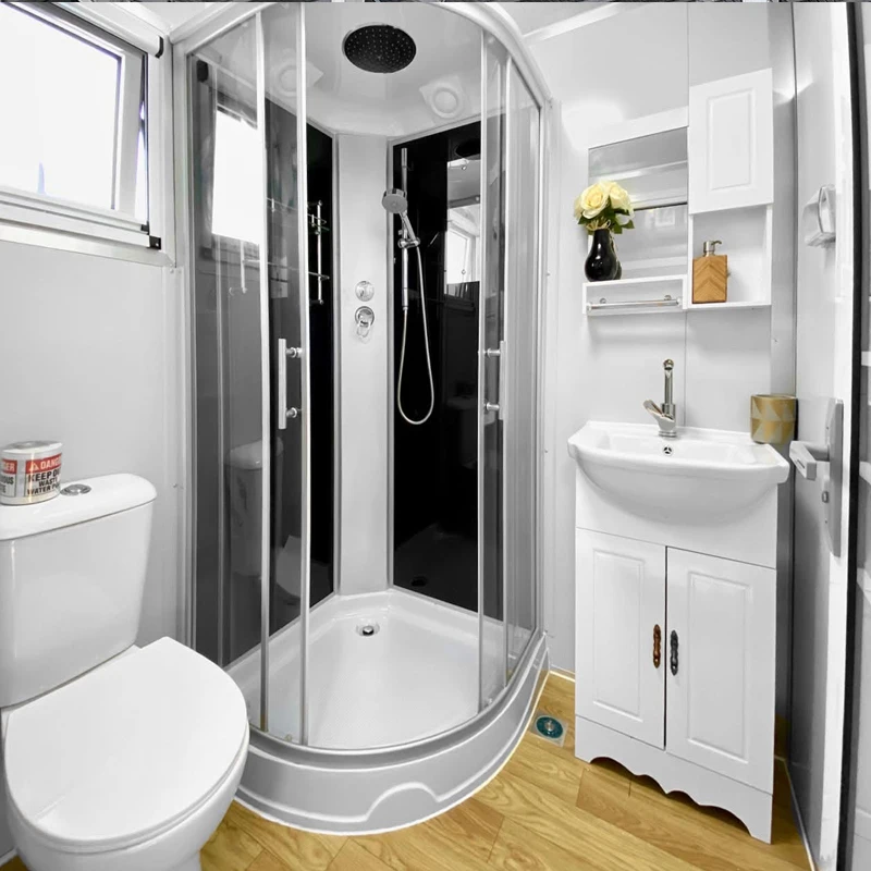 モジュール式住宅 カスタマイズ可能 20フィート 40フィート 拡張可能なコンテナハウス プレハブ折りたたみ式住宅 キッチンと寝室を含む