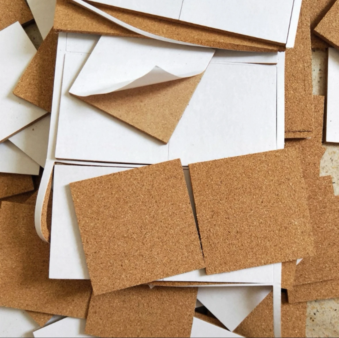 Eco-Friendly Cork Spacer Pads for Glass Separator High-Density Fireproof Cork Packaging and Shipping