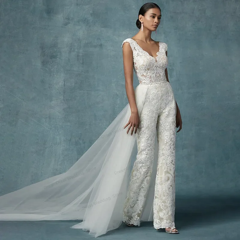 Jumpsuit Wedding Dress With Detachable Train Bride Pants Suit Lace Appliqued Sleeveless Women Bridal Outfits Backless Customed