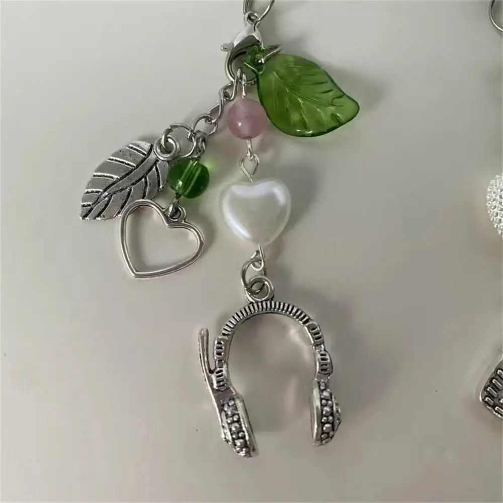 

Telephone Decoration Sparkling Y2K Phone Charms Knotbow Cake Fish Beaded Phone Lanyard Anti-Lost Pendant Phone Chain Girl Woman