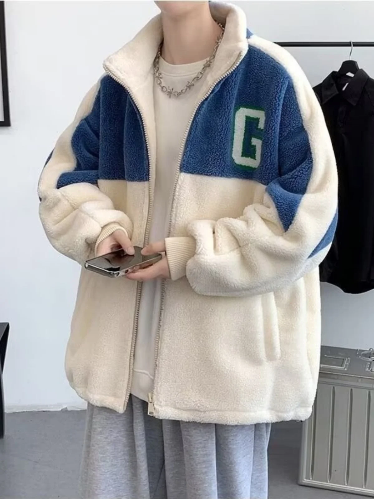 เสื้อแจ็คเก็ตขนแกะสำหรับผู้ชาย ฤดูใบไม้ร่วง ฤดูหนาว รุ่นใหม่ บุขนเฟอร์ด้านใน สไตล์ลำลอง ผ้าฝ้ายผสมโพลีเอสเตอร์ ซิปปิด ทรงยาว...