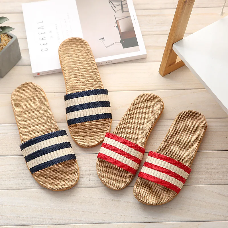 New Indoor Home Slippers Lightweight Women Slippers Antislip Bedroom Slippers Soft Bottom Couple Slippers Flat Sandals Slides view 4