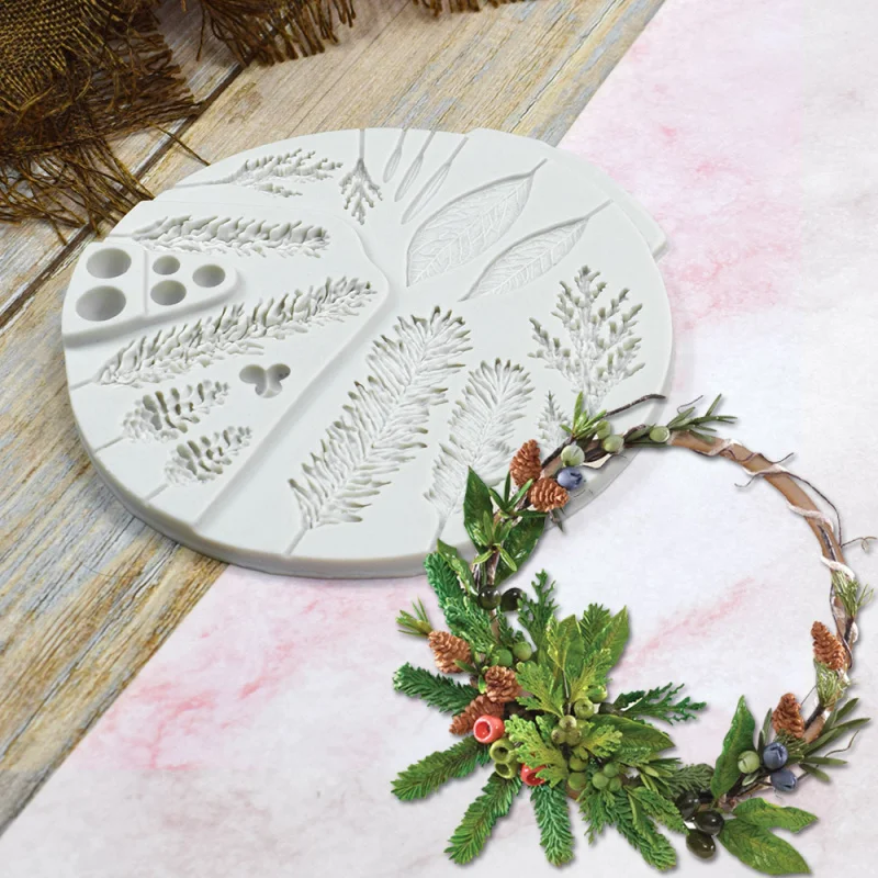 Exquisite Christmas Decorations Garland Pinus Massoniana Chinese Hawthorn Half Ring Leaf Shaped Fondant Cake  Silicone Mold