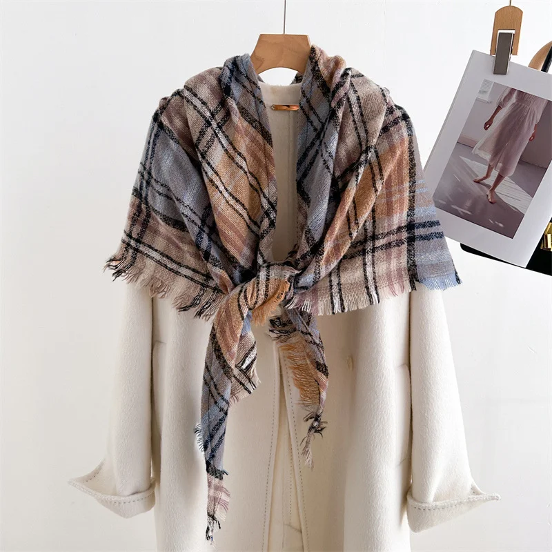 2024 New Fashion Color Block Classics Plaid Women Shawl Winter Warm Triangle Scarf Outdoor Scarves Wraps Stole