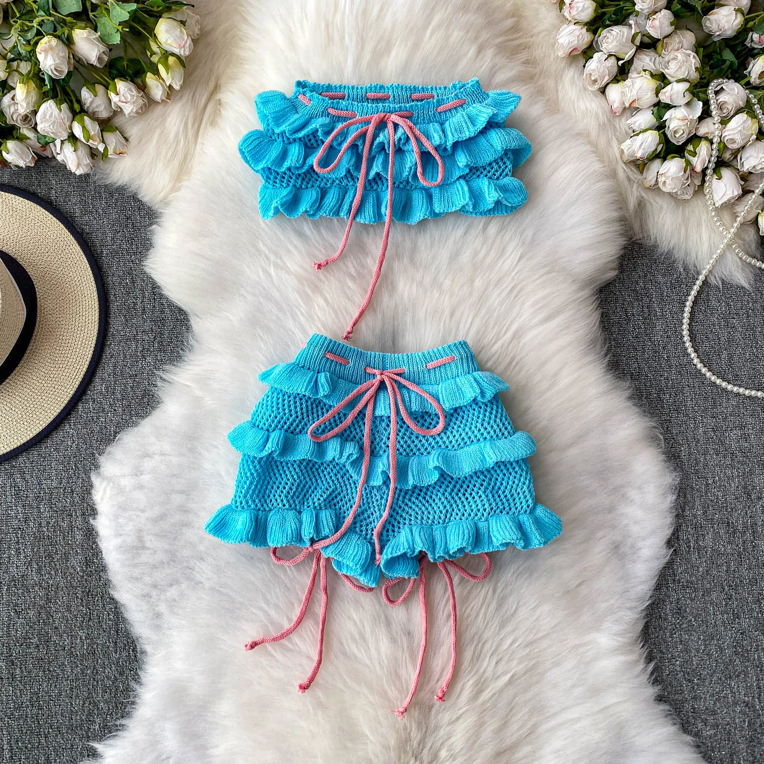 

Сексуальный укороченный топ и комплект купальников с высокой талией и жилетом с кружевной отделкой и ремешком, комплект из двух предметов для молодых женщин летом