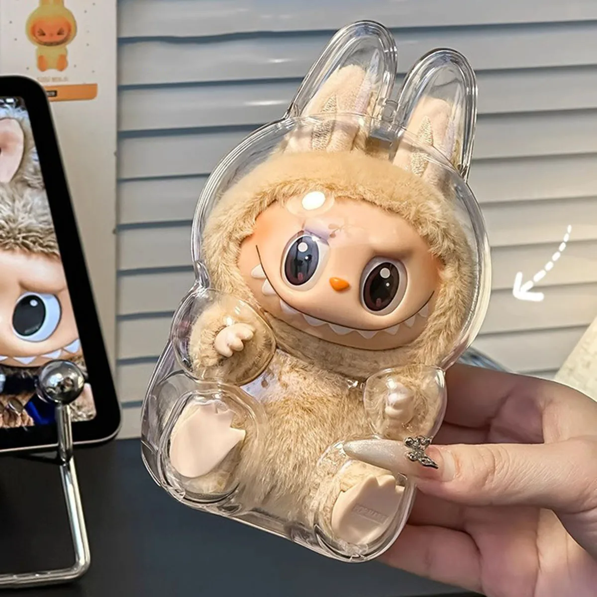 Labubu v2 용 투명 보호 쉘 앉는 자세 보호 아크릴 보관 케이스 플러시 인형 디스플레이 가방