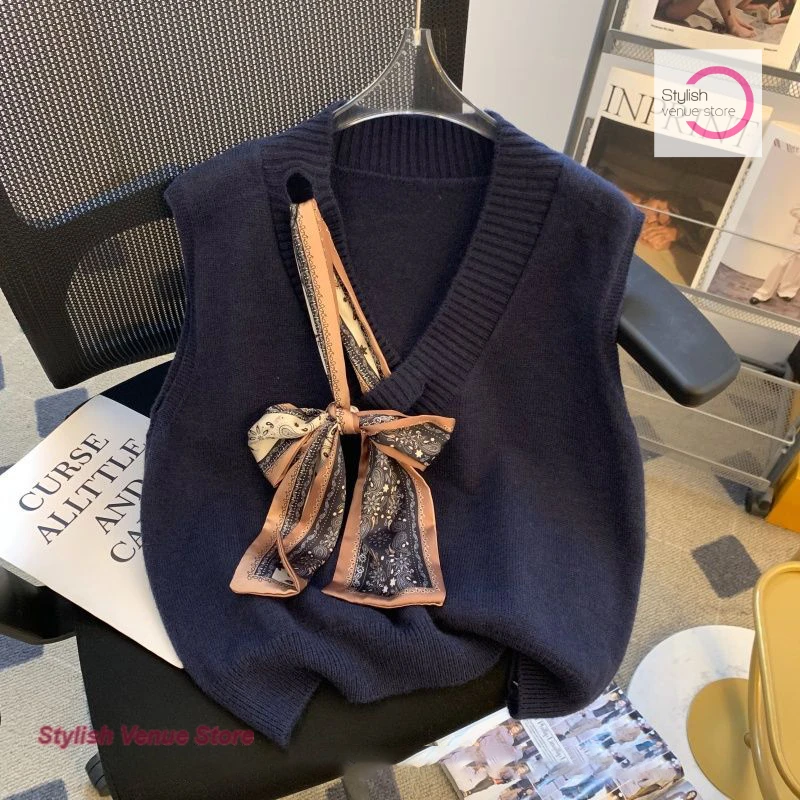 

French grey V-neck scarf bow waistcoat women's autumn and winter new fashion advanced design casual Joker knit sweater vest