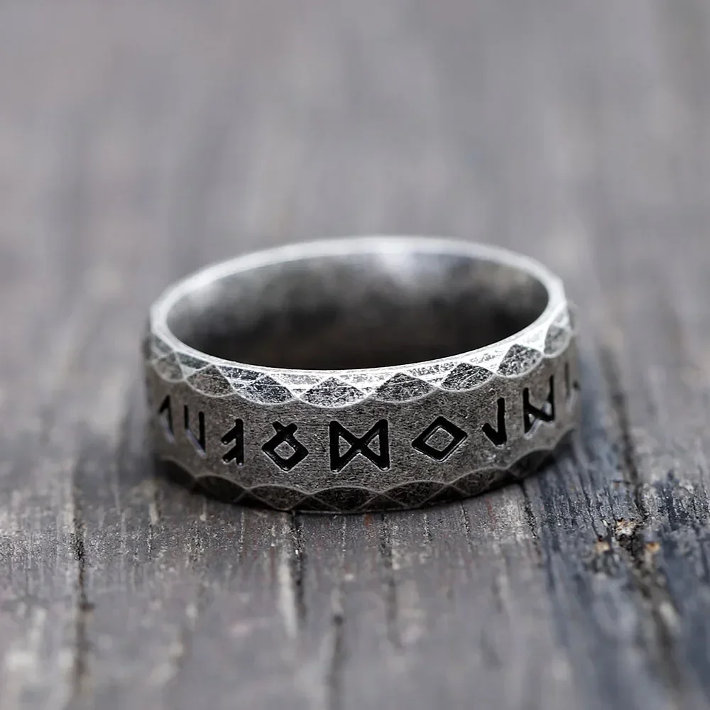 YILUOCD Vintage Stainless Steel Viking Ring with Runes Ancient Odin Letter Runes Ring for Men Amulet Jewelry Gifts