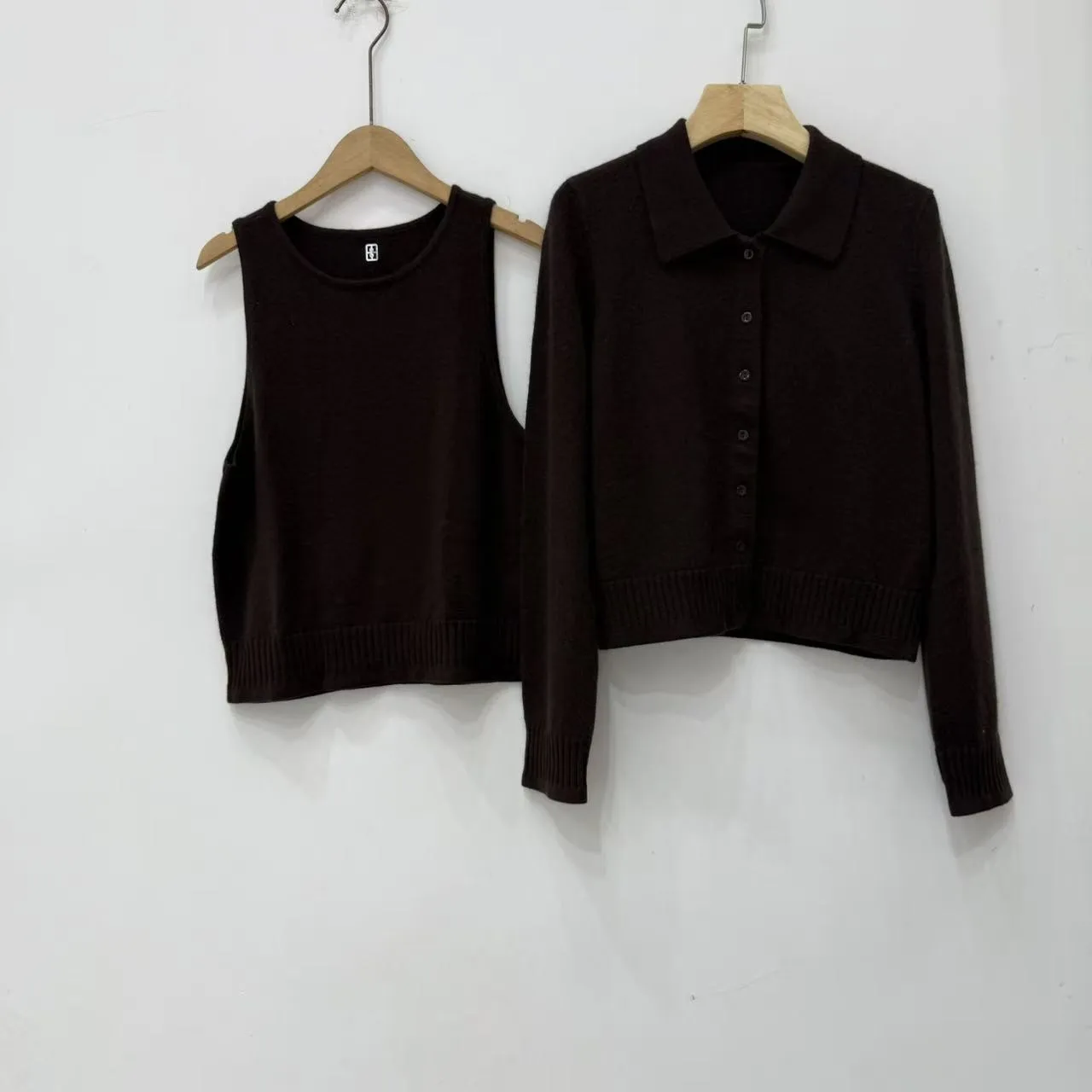 

Autumn Solid Color Knit Set Fashion Sweater Women POLO Collar Single Breasted Long Sleeves Cardigan or O-Neck Sleeveless Vest