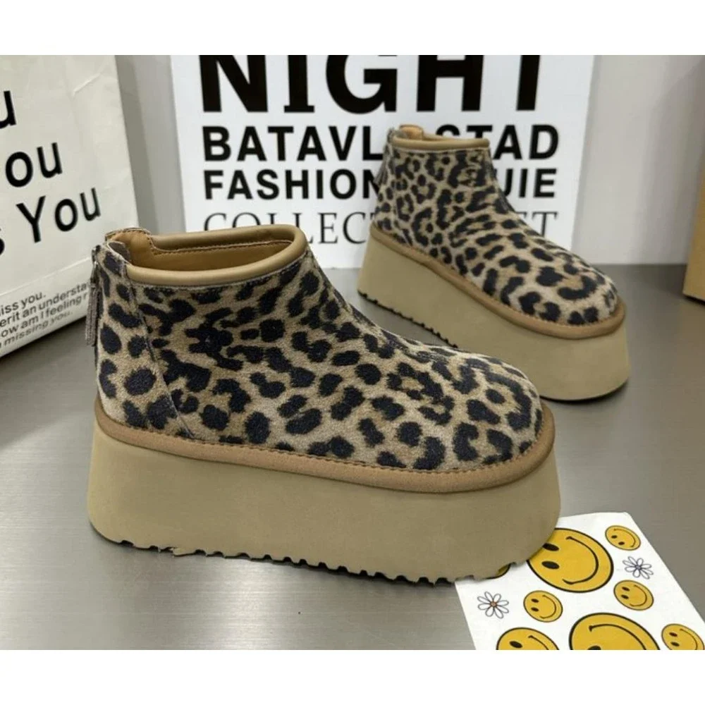 

Women's Boots Plus Velvet Warm Casual Shoes One Step Suede Leather Trendy Women's Ankle Boots Chelsea Women's Boots Botas Mujer