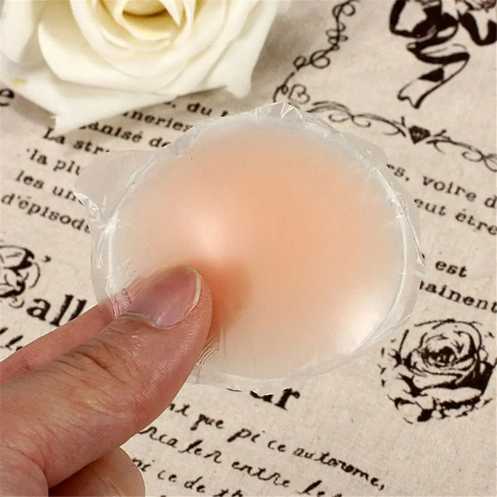 2021 Reusable Women Breast Petals Lift Nipple Cover Invisible Petal Adhesive Strapless Backless Stick on Bra Silicone Nipple Pad