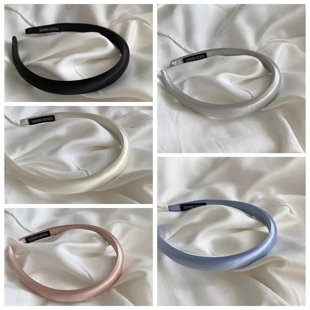 レトロ薄型シルクサテンヘッドバンド布女性ヘアフープスポンジヘアバンドヘアクリップヘアバンド女性のヘアアクセサリー