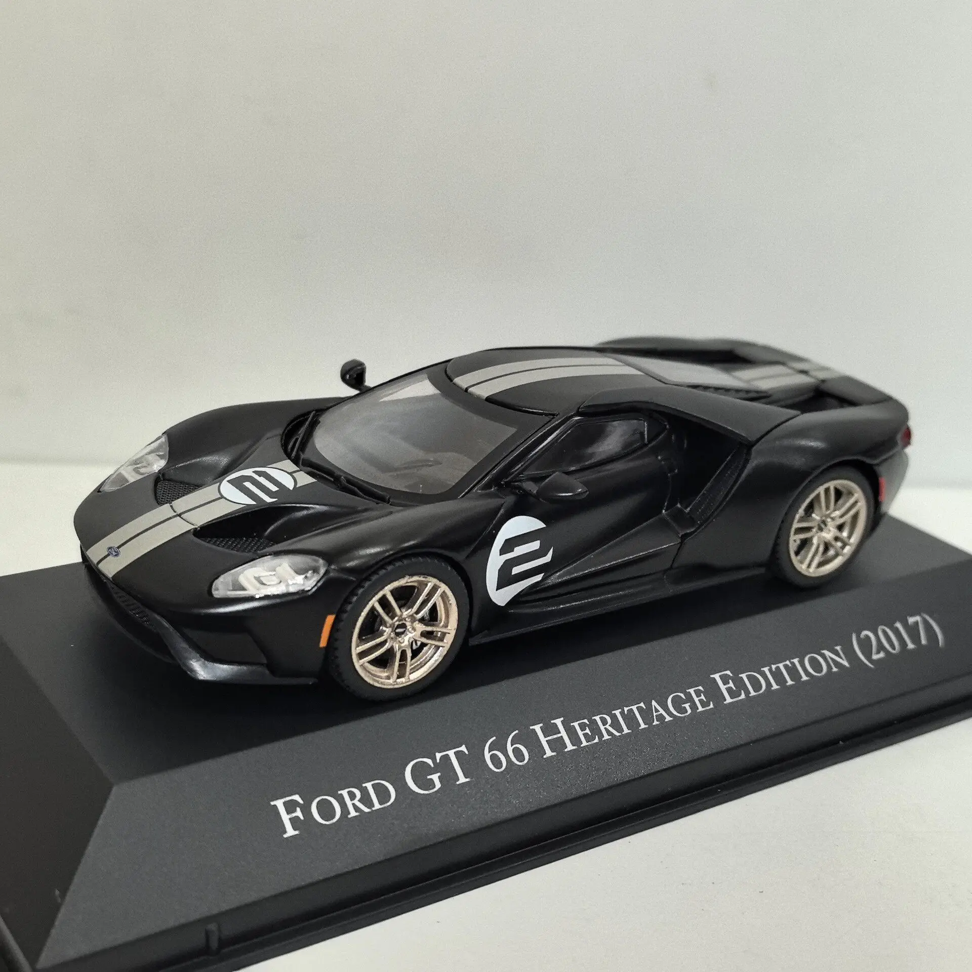 No Color Box Diecast IXO 1/43 Scale FORD GT 66 HERITAGE EDITION 2017 #2 I7 Alloy Car Model - view 4