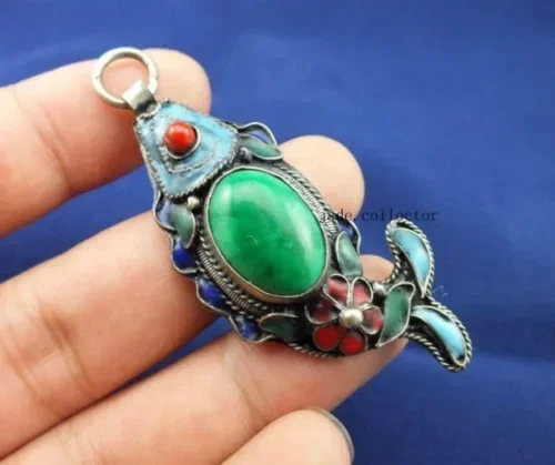 SUPERB CHINESE OLD HANDWORK COLLECTIBLES Tibetan silver jade fish Pendant