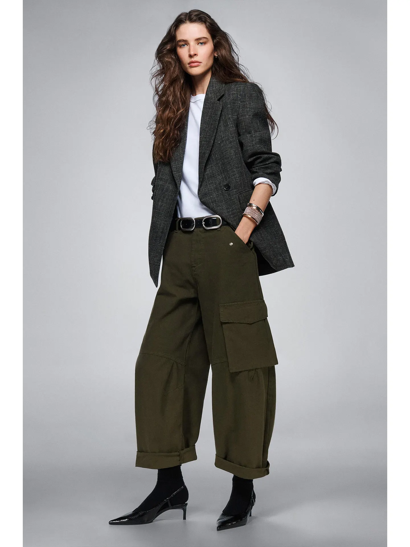 Wiosna 2026 Faion Ele Unikalny Garnitur do Pracy Szyty na Miarę Jaet Damski Osobisty Ekskluzywny Casualowy Długi Sweter