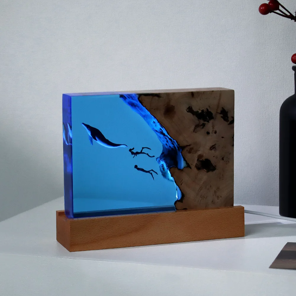 Mini Undersea Exploration Landscape Resin Table Screen, Whale Divers Theme Light, Decoração para casa, Creative Art Lamp