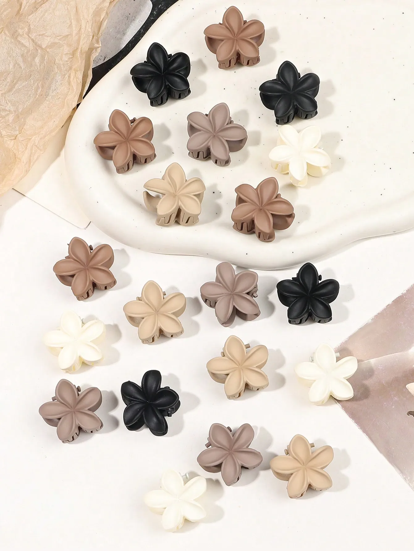 20 Stück neutrale kleine Haarklammern, niedlicher rutschfester Haarschmuck für Frauen und Mädchen, verschiedene Farben, Blumen-Haarspange für dünnes Haar – Detail 1