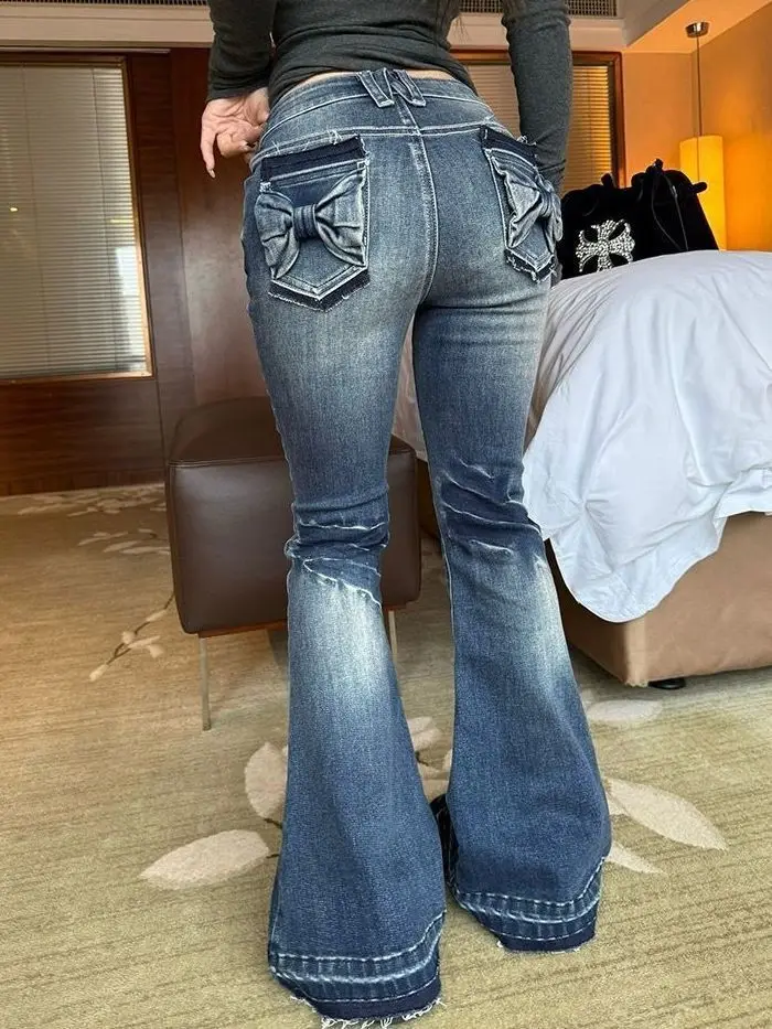 

Американские ретро High Street Spicy Girls Джинсы с низкой талией Женские винтажные брюки с бантом и карманами Y2k Slim Fit Прямые брюки-клеш с микро-клеш