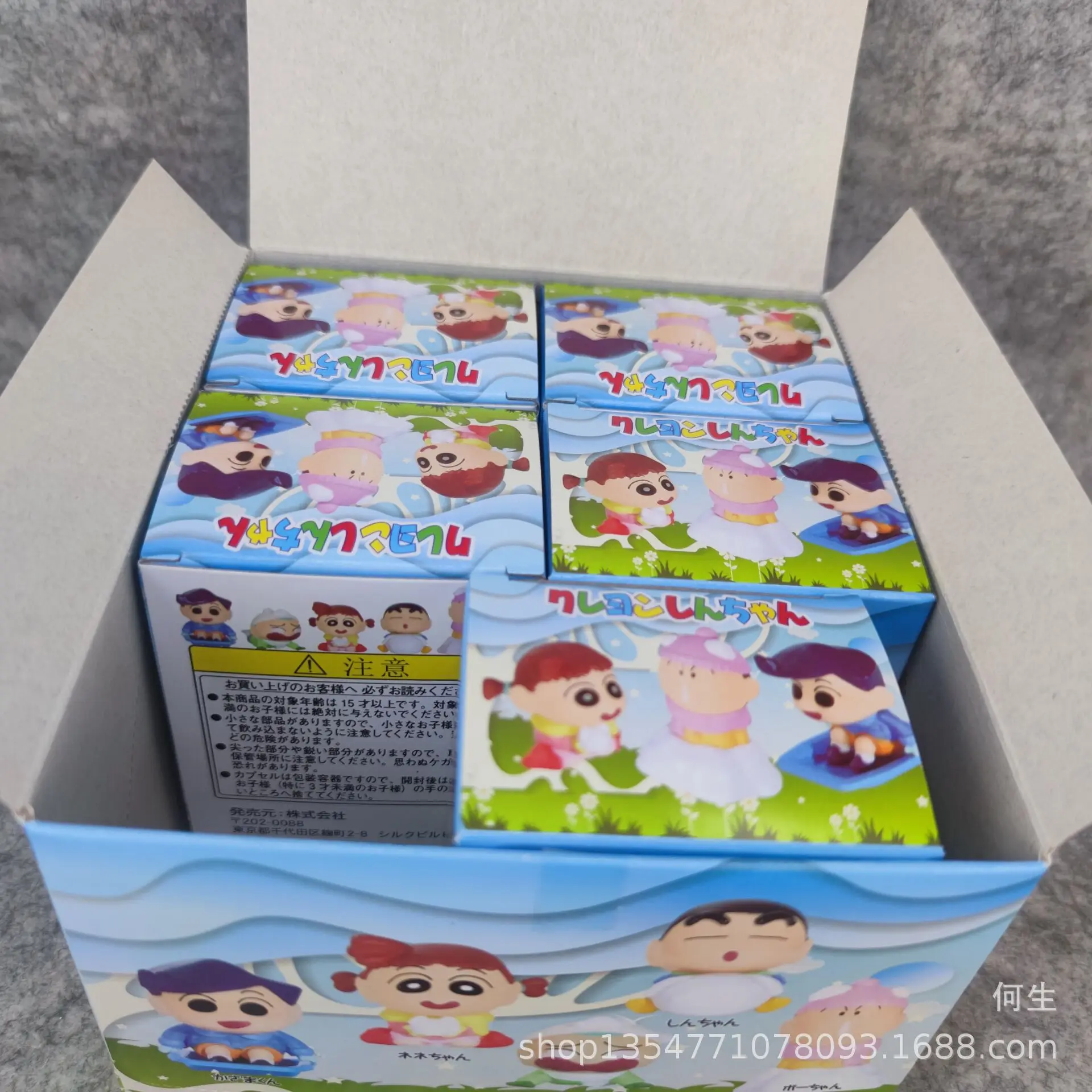 5pcs/set Anime Crayon Shin-chan Q Version Mini Action Figure PVC Ski Scene Model Statue Twisted Egg Toys Desk Decor Gifts boxed
