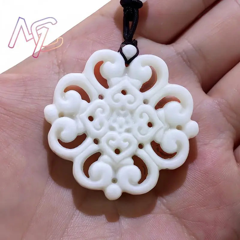 Naturalny jadeitowy naszyjnik z kwiatem Urok Kamień Akcesoria modowe Prawdziwa biżuteria Projektant Amulet Rzeźbiony kamień szlachetny Vintage — zdjęcie 6