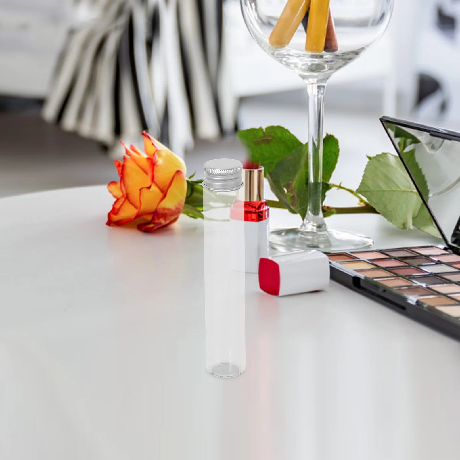 

16Pcs Clear Glass Bottles with Aluminum Screw Caps Miniature Vials for Travel Sample Storage DIY Projects Jewelry Making Craft