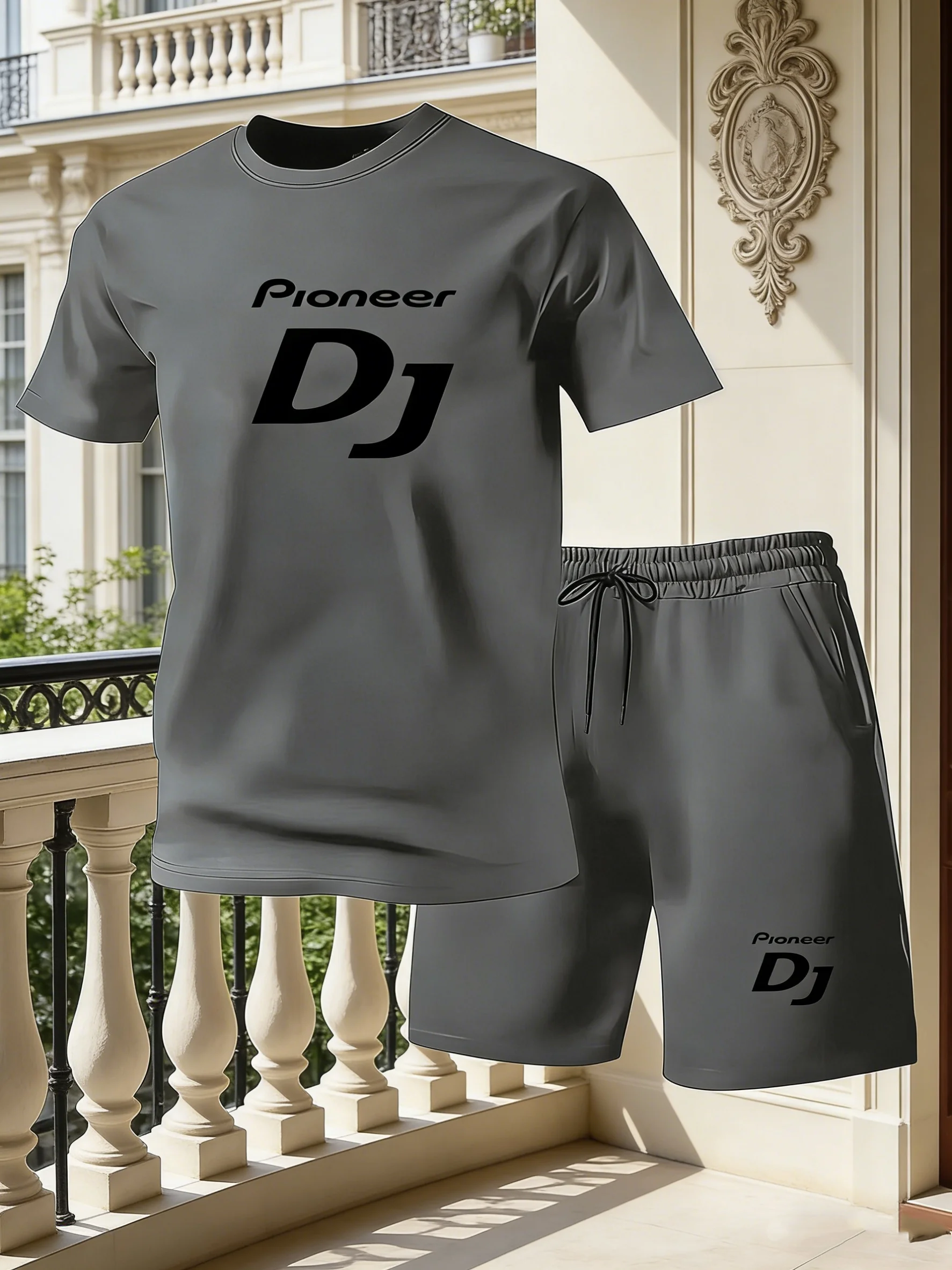 

Модный летний новый мужской комплект из двух предметов: футболка с коротким рукавом и шорты, повседневный спортивный костюм с круглым вырезом.