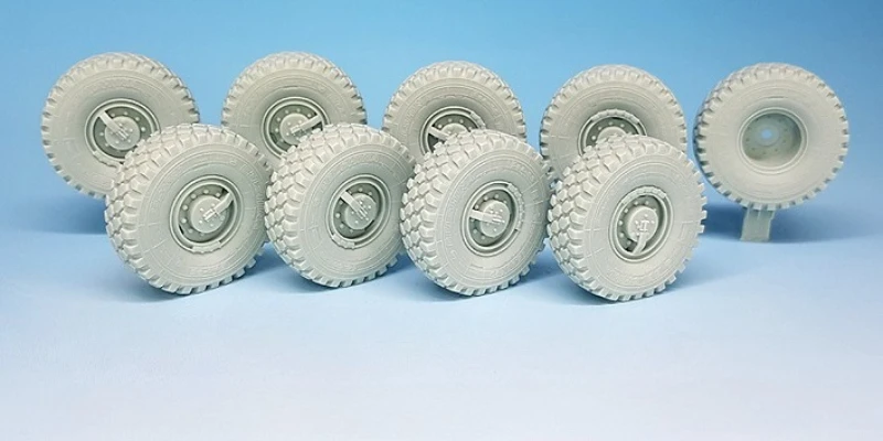 1/35 مقياس يموت الصب الراتنج نموذج تجميعها عدة الروسية Pantsir S-1 مجموعة عجلات متأرجحة غير مجمعة وغير مصبوغة #2