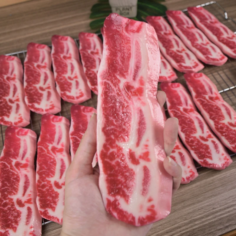 Realistisches gefälschtes geschnittenes Fleisch – einzelnes rohes Rindfleisch/Schweinefleischmodell für die Präsentation von Metzgerladen, Streichwitze, Lebensmittelfotografie und TikTok-Videos – Detail 13