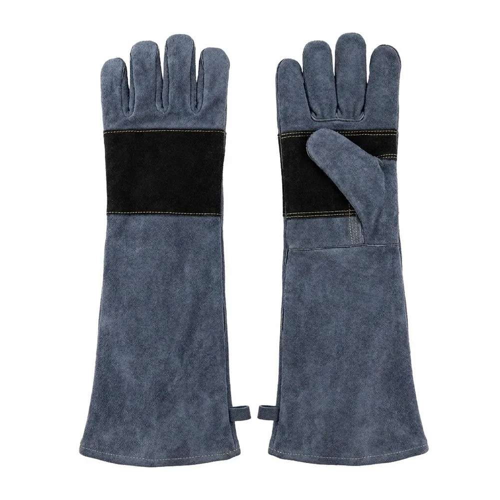 Welding Gloves 60cm with Thick Cowhide Construction for Thermal Protection and Grip Stability in Oven Wood Stove Operations