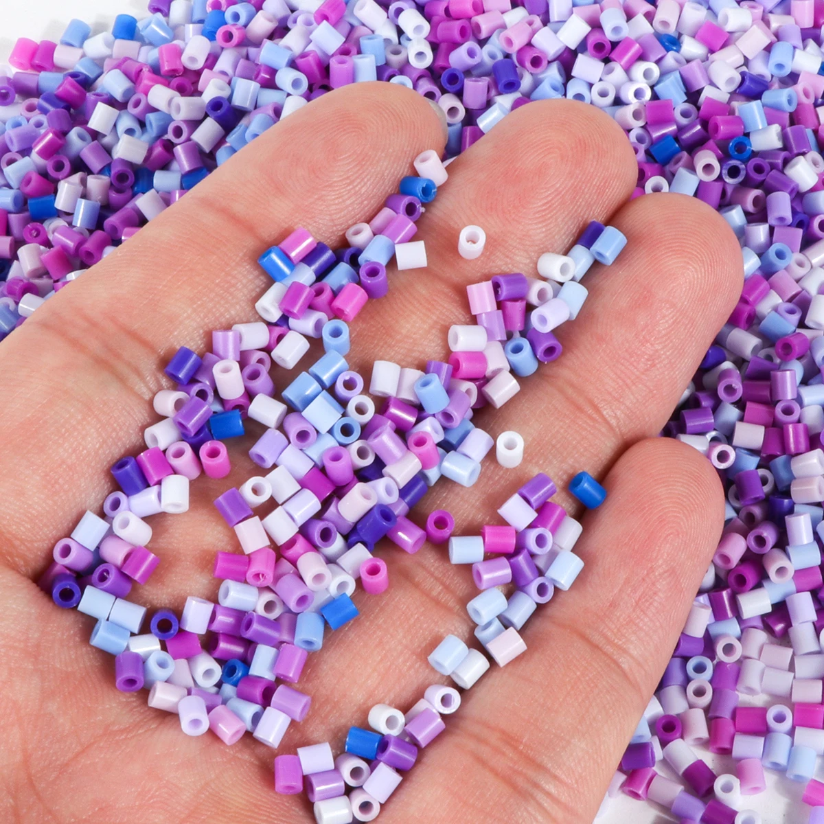2.6 مللي متر بلون صغير أسطواني الخرز الاكريليك فاصل فضفاض الخرز لصنع المجوهرات سوار ذاتي الصنع قلادة النتائج