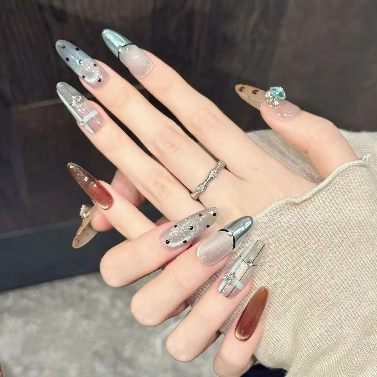 10PCS Handmade Press On Nails Blue Island Coffee Dream Sea Salt Blue Brown Contrast Plaid Grid European American Style