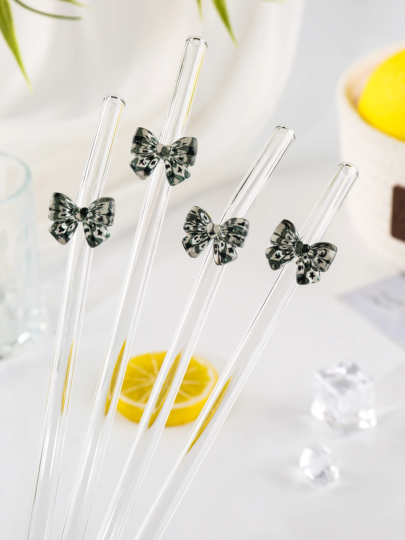 1/2/5PCS Polka Dot Bow Glass Straw,Reusable for Parties, Beach, Gifts for Christmas, Birthday.